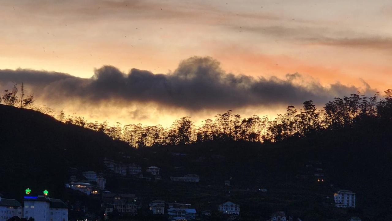 Knightsbridge Grand Apartment Nuwara Eliya Bagian luar foto